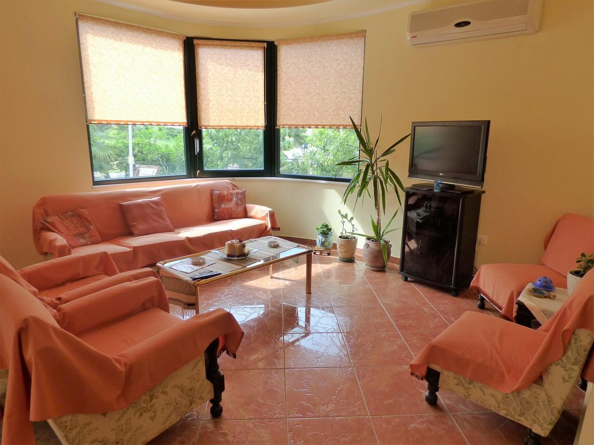 لايميناس Dolphins Apartments & Rooms المظهر الخارجي الصورة